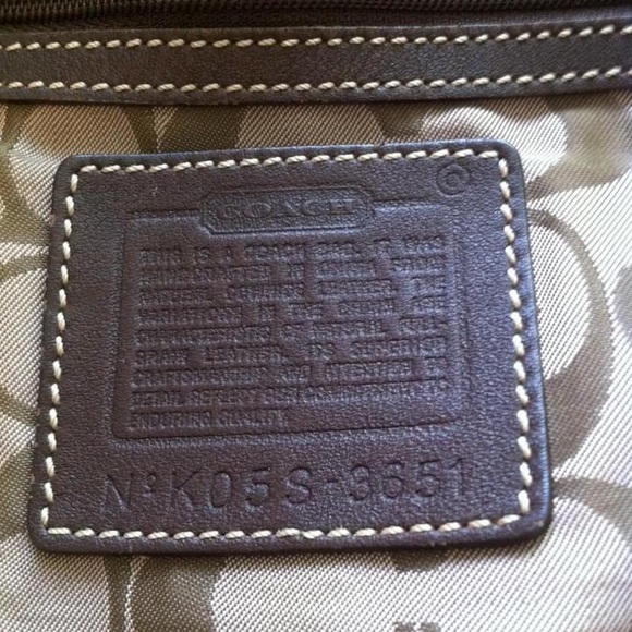 Coach SOHO Off-White Leather Hobo - Picture 8 of 8